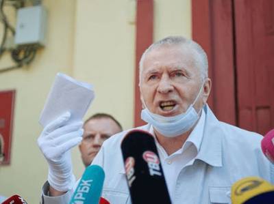 Жириновский поспорил, что Белоруссия войдет в состав России за пять месяцев