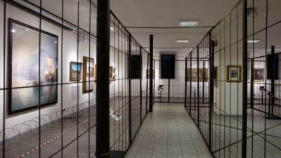 Коллекция картин Порошенко вновь арестована