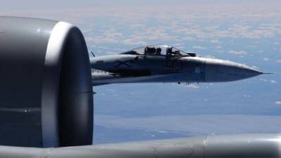 Су-27 перехватил американский самолет над Балтийским морем