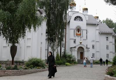Епархия призвала перевести монахинь из Среднеуральского монастыря в другие обители