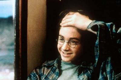 Первый фильм о Гарри Поттере собрал в прокате более 1 млрд долларов