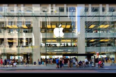 Капитализация Apple впервые превысила отметку в $2 трлн