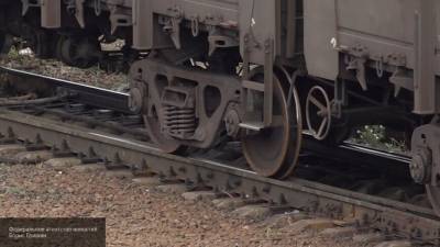 Одиннадцать вагонов с углем сошли с рельсов на ж/д станции в Коми
