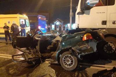 Водитель и 18-летня пассажирка погибли в ДТП в Новосибирске
