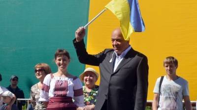 Экс-депутат Рады призвал «сплавить» иностранцев из украинского правительства