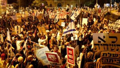 В Израиле продолжаются антиправительственные протесты
