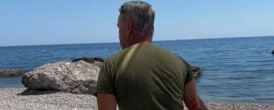 Уволили охранника, напавшего в Крыму с нагайкой на семью туристов
