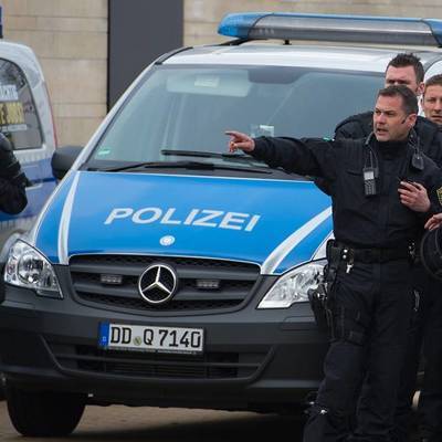 18 сотрудников полиции получили ранения на митинге в Берлине