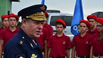 Генерал-лейтенант ВДВ Николай Стаськов: Среди десантников случайных людей не бывает