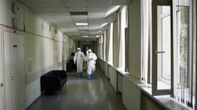 В России за сутки умерли 70 пациентов с коронавирусом