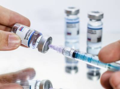 Вакцинация от коронавируса с 15 августа: где купить, кому сделают, сколько стоит