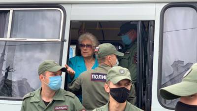 В субботу в России были задержаны 70 участников протестов