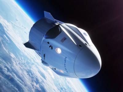Корабль SpaceX Crew Dragon с экипажем летит на Землю: прямая трансляция