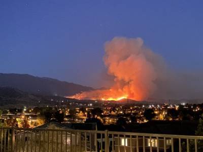 В Калифорнии лесные пожары вспыхнули с новой силой