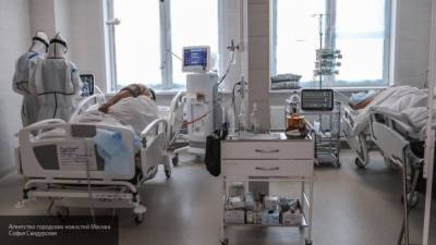 Индийский министр попал в больницу с коронавирусом