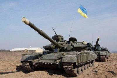 Украинские боевики перебросили на Донбасс 22 танка