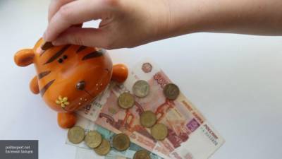 Ряд российских родителей получат повышенные выплаты на детей в августе
