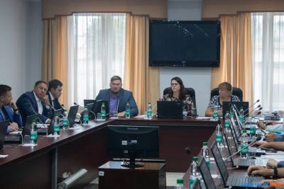 Дума Южно-Сахалинска на комитете одобрила коронакризисные льготы