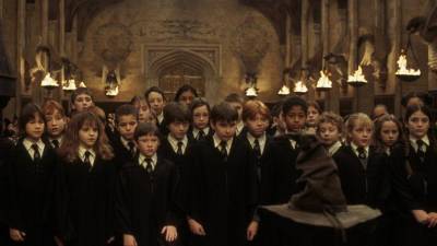 Фильм «Гарри Поттер и философский камень» собрал в прокате $1 млрд
