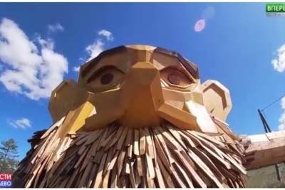 В Бурятии сделали копию скульптуры добродушного великана Томаса Дамбо