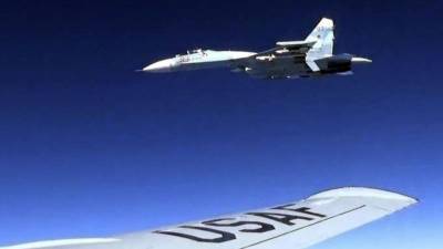 Россия заявила о перехвате американских самолетов над Черным морем и Балтикой
