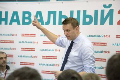 Пресс-секретарь Навального сообщила, что политика подключили к ИВЛ