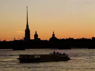Нетипичная погода: в Петербурге теплее, чем было в июле