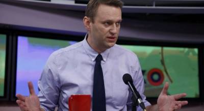 Навальный поле отравления находится в коме