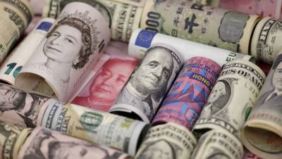 Аналитики назвали доллар лучшей «валютой-убежищем»