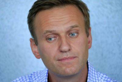 Врачи не уверены, что Навального отравили, но рассматривают эту версию