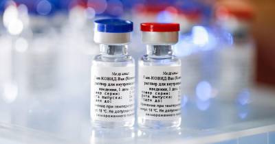 Главный эпидемиолог КНР дал высокую оценку российской вакцине от COVID