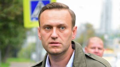 «Леша, дыши!» — Как спасали Алексея Навального на борту самолета Томск — Москва