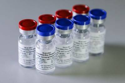 Ведущий эпидемиолог Китая высоко оценил российскую вакцину от COVID-19