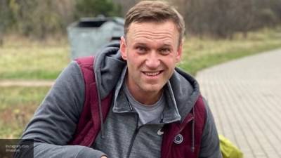 Полиция намерена досмотреть багаж "отравившегося" Навального
