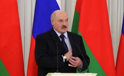 Эксперт предрек катастрофу в случае сохранения у власти в Белоруссии Лукашенко