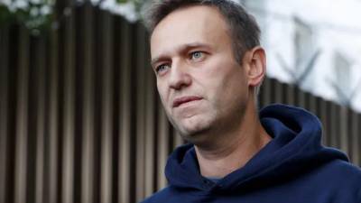 Алексей Навальный срочно госпитализирован в Омске