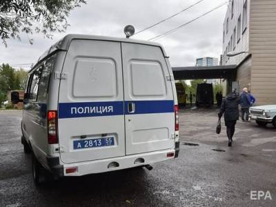 Telegram-канал LIFE SHOT и ряд российских СМИ написали, что накануне вероятного отравления Навальный "выпивал до двух ночи"