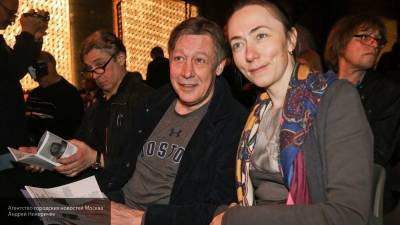 Жена Ефремова рассказала о первой встрече с артистом после ДТП