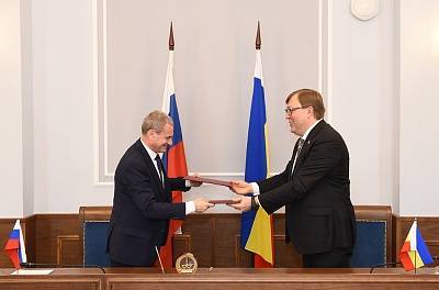 Заксобрание области и региональное управление Минюста РФ заключили новое соглашение о сотрудничестве