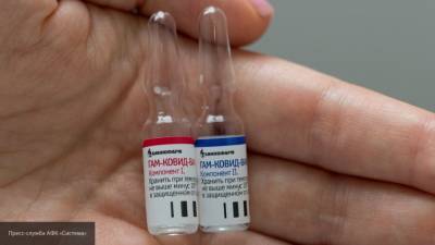 Назван срок годности российской вакцины от коронавируса
