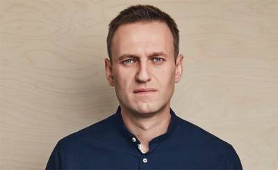 «Леша, дыши!» Как спасали Алексея Навального на борту самолета Томск — Москва