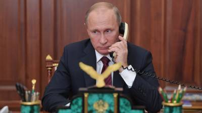 В Кремле рассказали о телефонном разговоре Путина с главой Евросовета