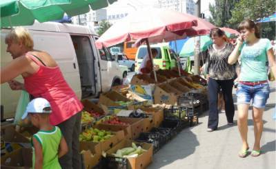 "Пострадало лицо": в сети показали, как наказывают торговцев на стихийных рынках в Одессе, фото