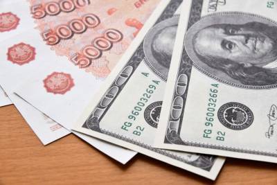 Эксперты считают доллар лучшей "валютой-убежищем"