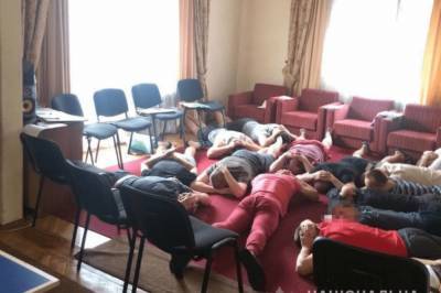 Во Львовской области разоблачили "реабилитационный центр", в котором незаконно удерживали десятки людей