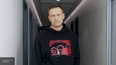 Экс-юрист ФБК рассказал о панике в фонде из-за госпитализации Навального