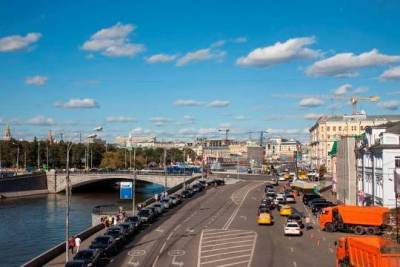 Депутат МГД Семенников: Управляющие потоками транспорта сервисы Москвы применят в Санкт-Петербурге