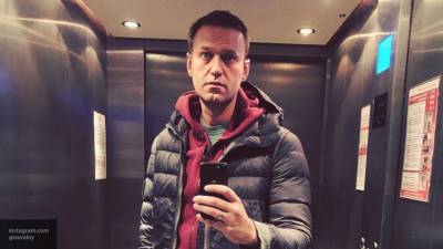 Навальный мог спровоцировать отравление, чтобы избежать суда