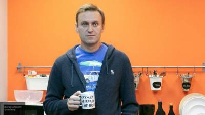 Отравление Навального может помочь ему уйти от ответственности в суде