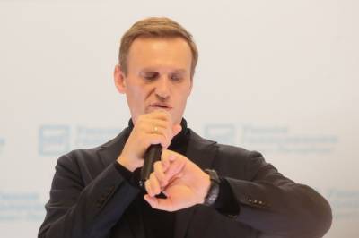 «Нам нельзя потерять Навального»: Евгений Пригожин готов оплатить лечение оппозиционера